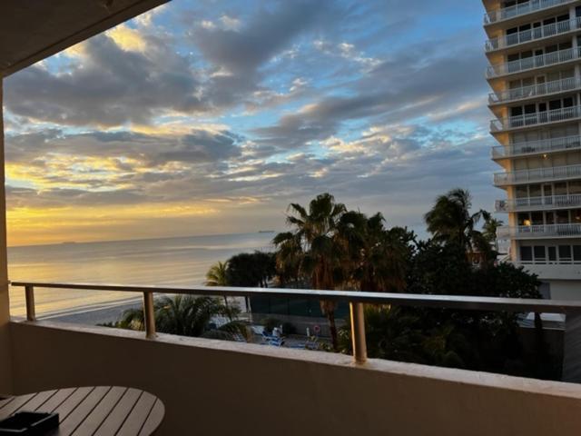 Hotel Ocean Manor Tiki Sunset Retreat Lauderdale-by-the-Sea Exteriér fotografie